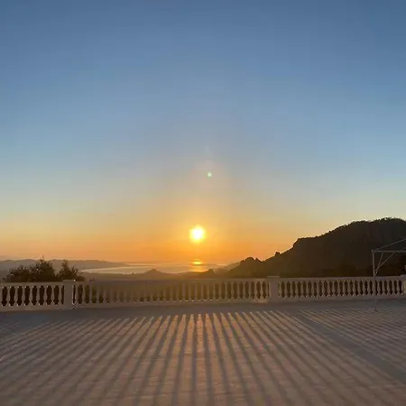 Grand 7 Personnes Piscine Xxl Vue Exceptionnelle Baie De Cannes Calme